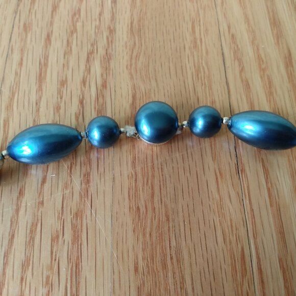 Vintage Blue Gold Beaded Necklace Retro Plastic Mid-Century Made in Hong Kong - Picture 5 of 12